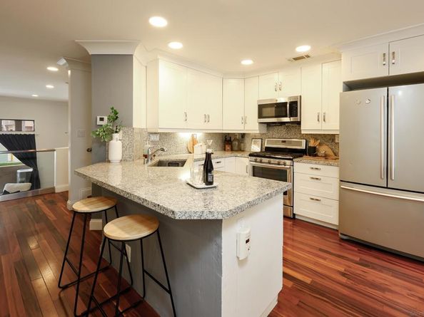 4351 Nobel Dr 60, San Diego CA 92122