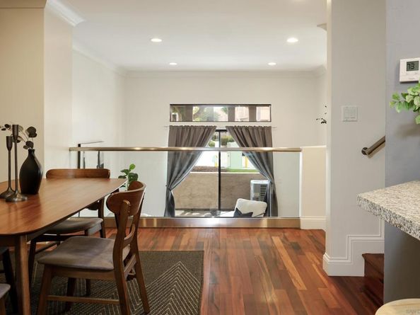 4351 Nobel Dr 60, San Diego CA 92122