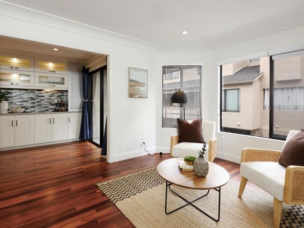 4351 Nobel Dr 60, San Diego CA 92122