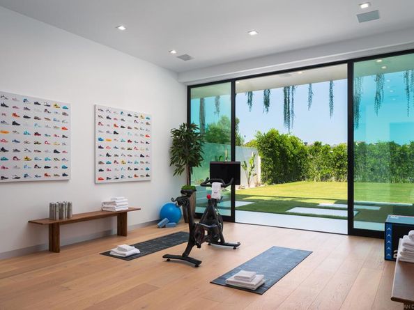 6283 La Jolla Scenic Drive S, San Diego CA 92037