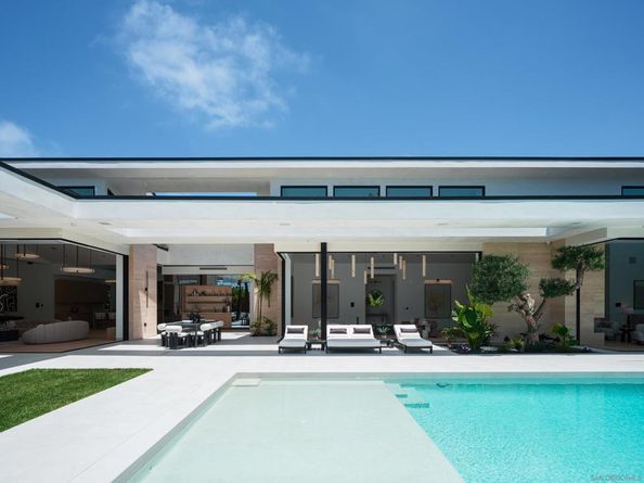 6283 La Jolla Scenic Drive S, San Diego CA 92037