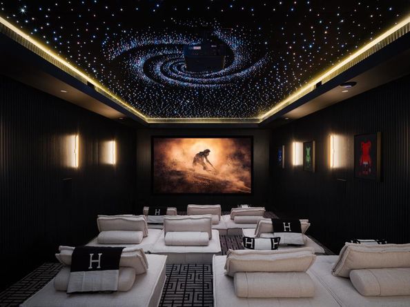 6283 La Jolla Scenic Drive S, San Diego CA 92037