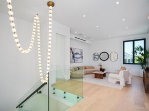 6283 La Jolla Scenic Drive S, San Diego CA 92037