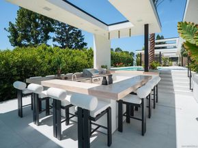 6283 La Jolla Scenic Drive S, San Diego CA 92037