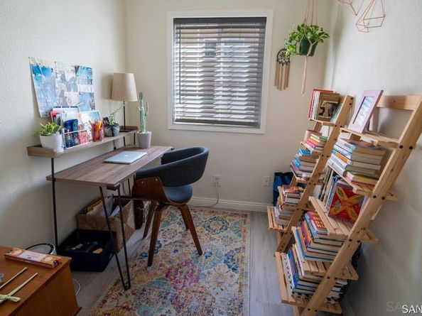 4863 Polk Ave, San Diego CA 92105