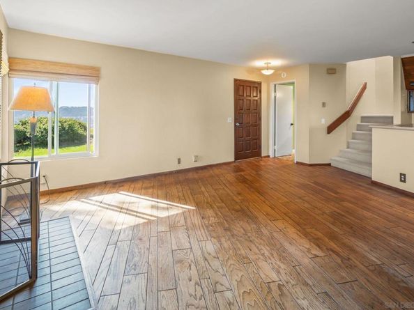 6635 Canyon Rim Row 182, San Diego CA 92111