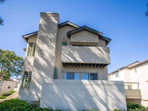 6635 Canyon Rim Row 182, San Diego CA 92111