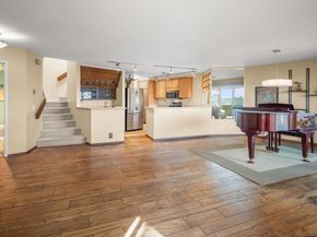 6635 Canyon Rim Row 182, San Diego CA 92111