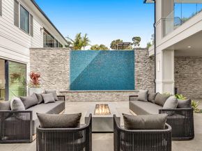 6389 Castejon, La Jolla CA 92037
