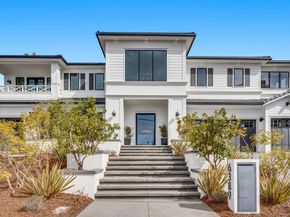 6389 Castejon, La Jolla CA 92037