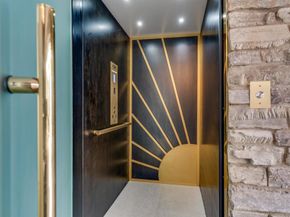 6389 Castejon, La Jolla CA 92037