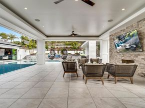 6389 Castejon, La Jolla CA 92037