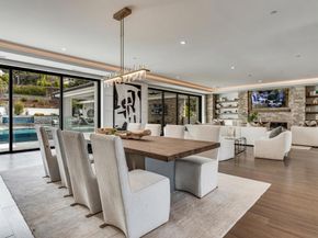 6389 Castejon, La Jolla CA 92037