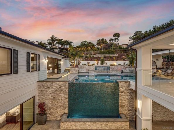 6389 Castejon, La Jolla CA 92037