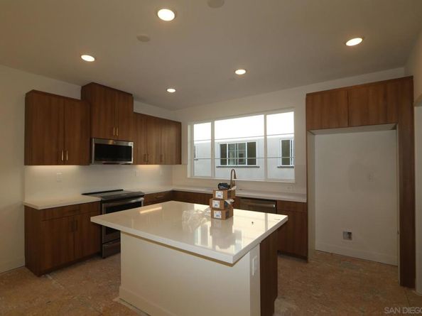 12811 ENCANTADORA Unit 31 Unit 31, San Diego CA 92129