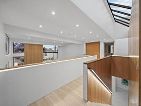 7376 Fay Ave, La Jolla CA 92037