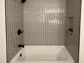 9929 Erma Rd 102, San Diego CA 92131