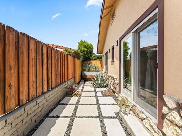 11202 Emelita, North Hollywood CA 91601