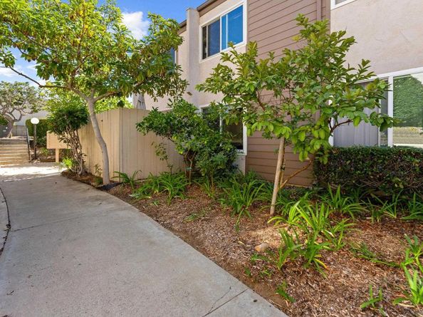 7821 Tommy Dr 35, San Diego CA 92119