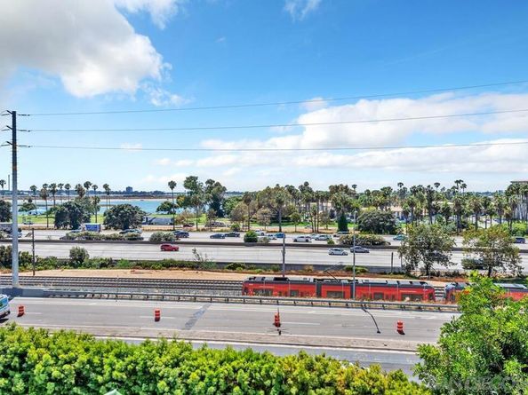 4245 Asher St 64, San Diego CA 92110