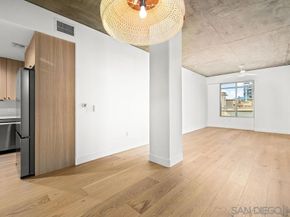 801 Ash St 402, San Diego CA 92101