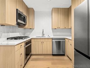 801 Ash St 402, San Diego CA 92101