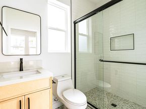 2945 47 B St, San Diego CA 92102