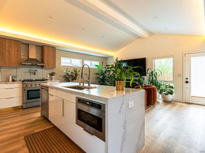 2945 47 B St, San Diego CA 92102