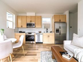 2945 47 B St, San Diego CA 92102