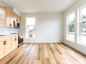 2945 47 B St, San Diego CA 92102