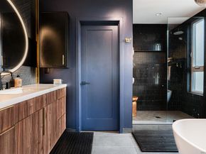 2945 47 B St, San Diego CA 92102