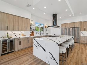 1860 Illion, San Diego CA 92110