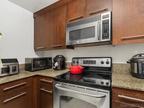 7425 Charmant 2801, San Diego CA 92122