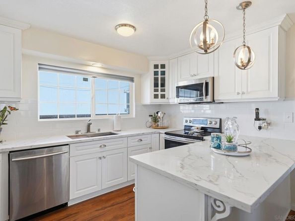 4950 Dafter Dr, San Diego CA 92102