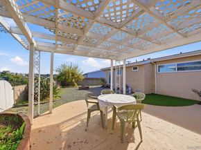 4950 Dafter Dr, San Diego CA 92102