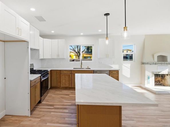 4542 Polk Ave, San Diego CA 92105