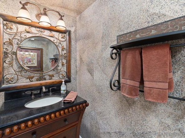 11954 Aspen View Ct, San Diego CA 92128