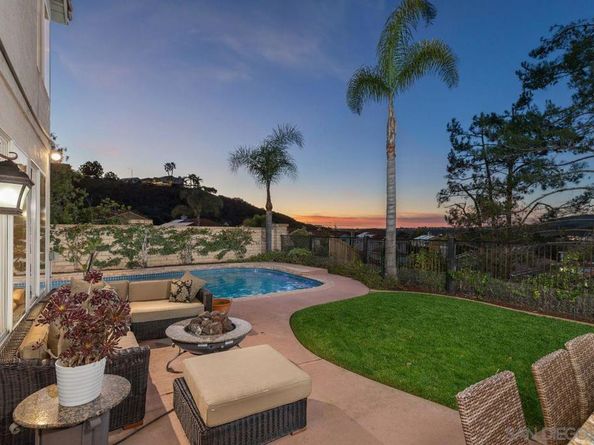 11954 Aspen View Ct, San Diego CA 92128