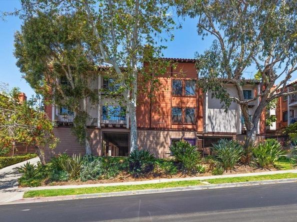 2950 Broadway 16, San Diego CA 92102