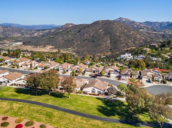 18113 Calle Estepona, San Diego CA 92128