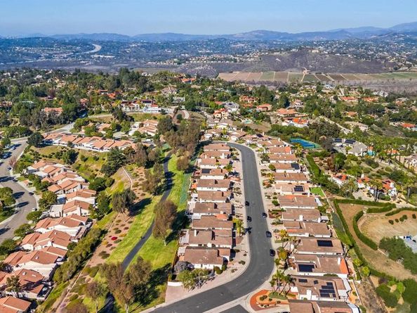 18113 Calle Estepona, San Diego CA 92128