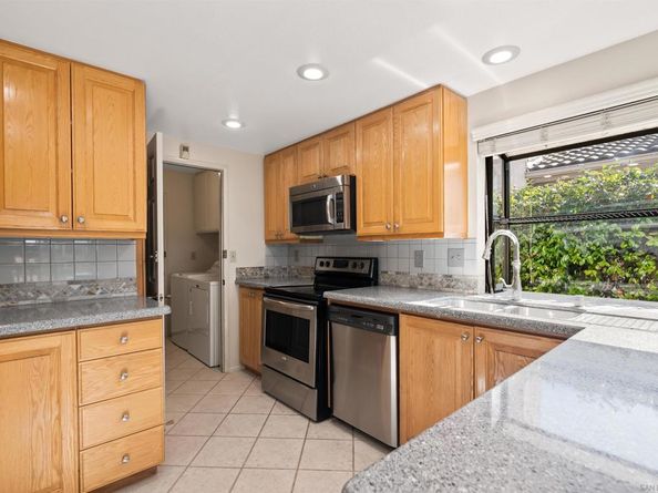 18113 Calle Estepona, San Diego CA 92128