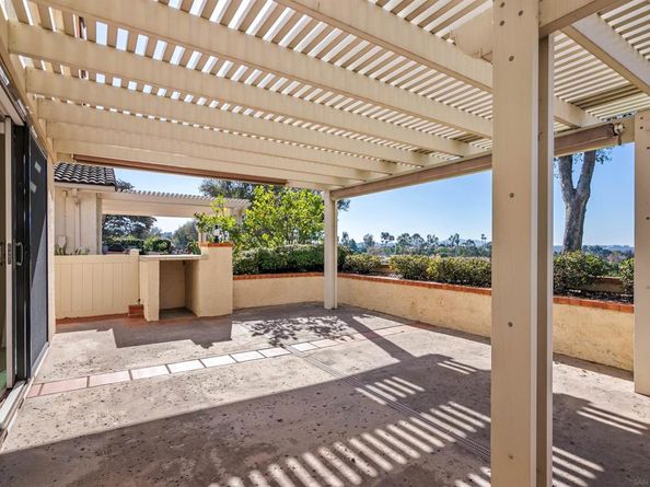 18113 Calle Estepona, San Diego CA 92128