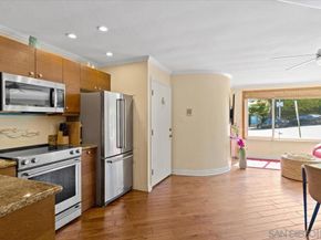 8040 Girard Ave 1, La Jolla CA 92037