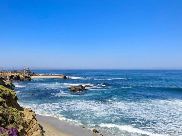 8040 Girard Ave 1, La Jolla CA 92037
