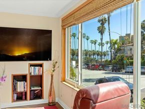 8040 Girard Ave 1, La Jolla CA 92037