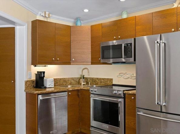 8040 Girard Ave 1, La Jolla CA 92037