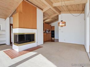 6121 La Pintura, La Jolla CA 92037