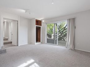 6121 La Pintura, La Jolla CA 92037