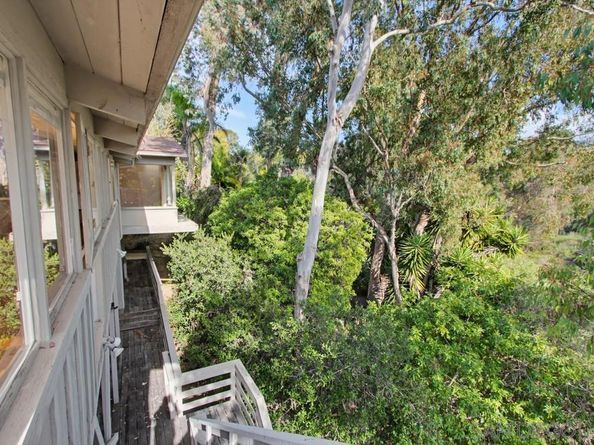 6121 La Pintura, La Jolla CA 92037